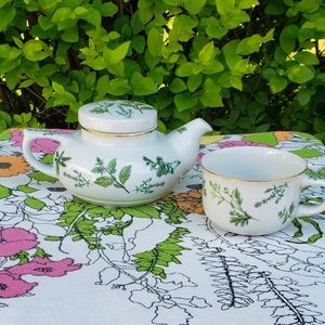 Vintage Andrea by Sadek Botanical One Cup Teapot